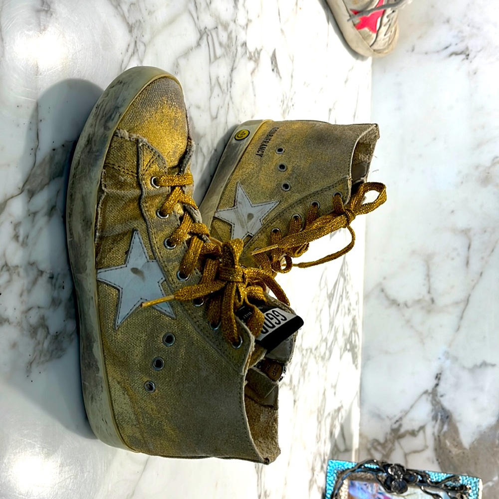 Kids Golden Goose size 34!
